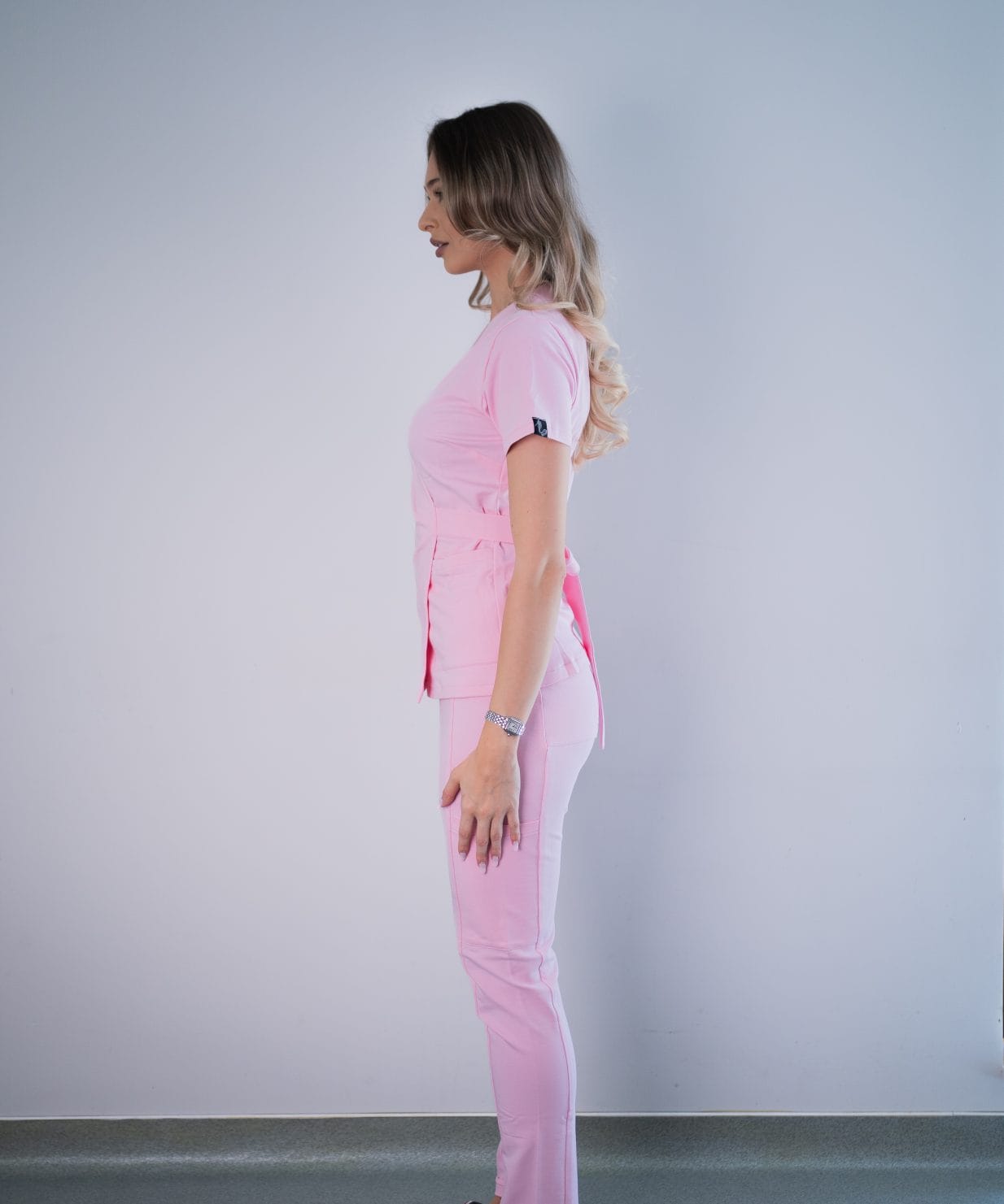 Scrub medical baby pink costum medical femei 09