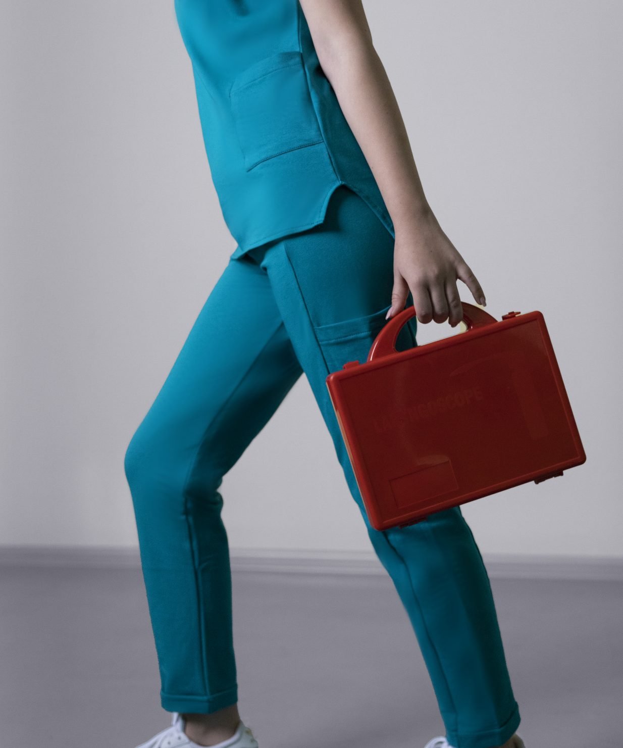 scrub medical turcoaz costum medical femei uniforma spital 3 scrub medical turcoaz costum medical femei uniforma spital 3