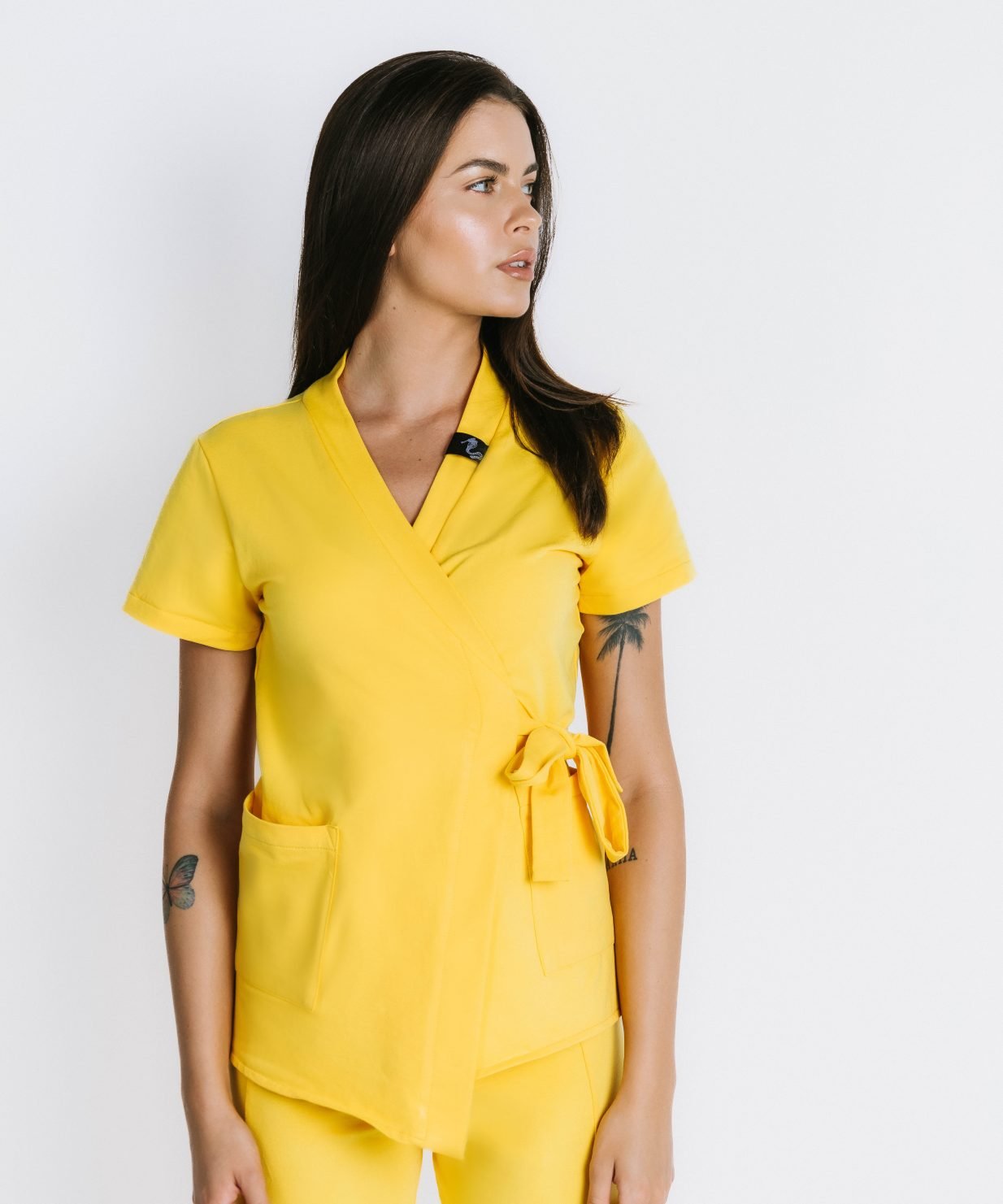 scrub medical galben costum medical bumbac galben7 scrub medical galben costum medical bumbac galben7