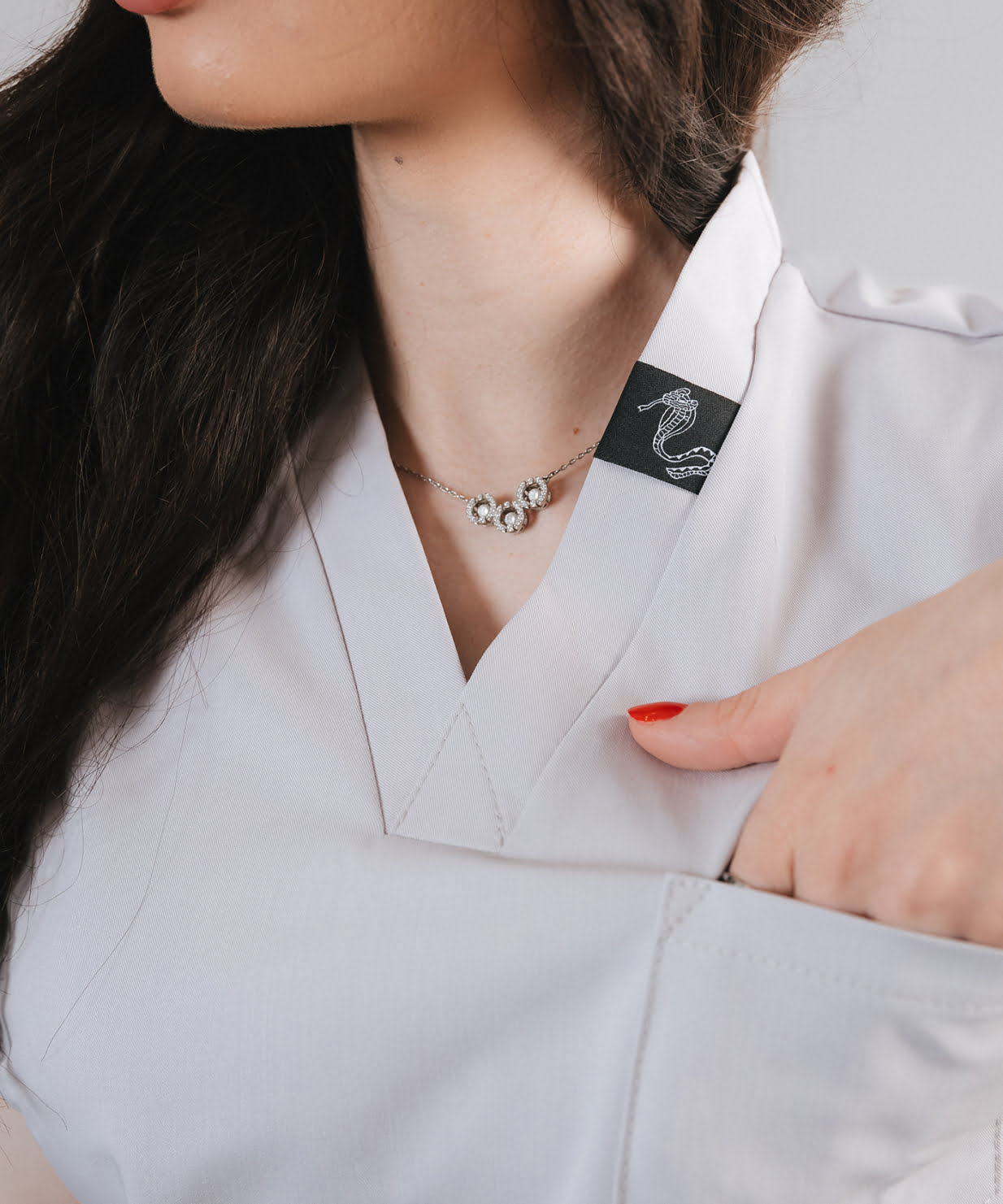 costum medical silver uniforma spital femei gri2