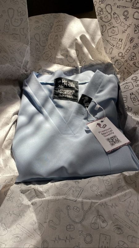 Image #1 from Melania Manea