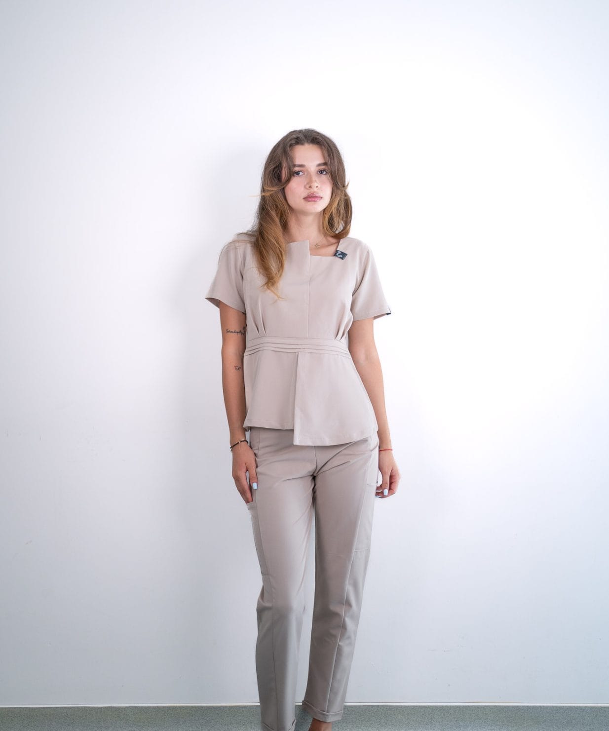 Costum medical Latte 12 Costum medical Latte 12