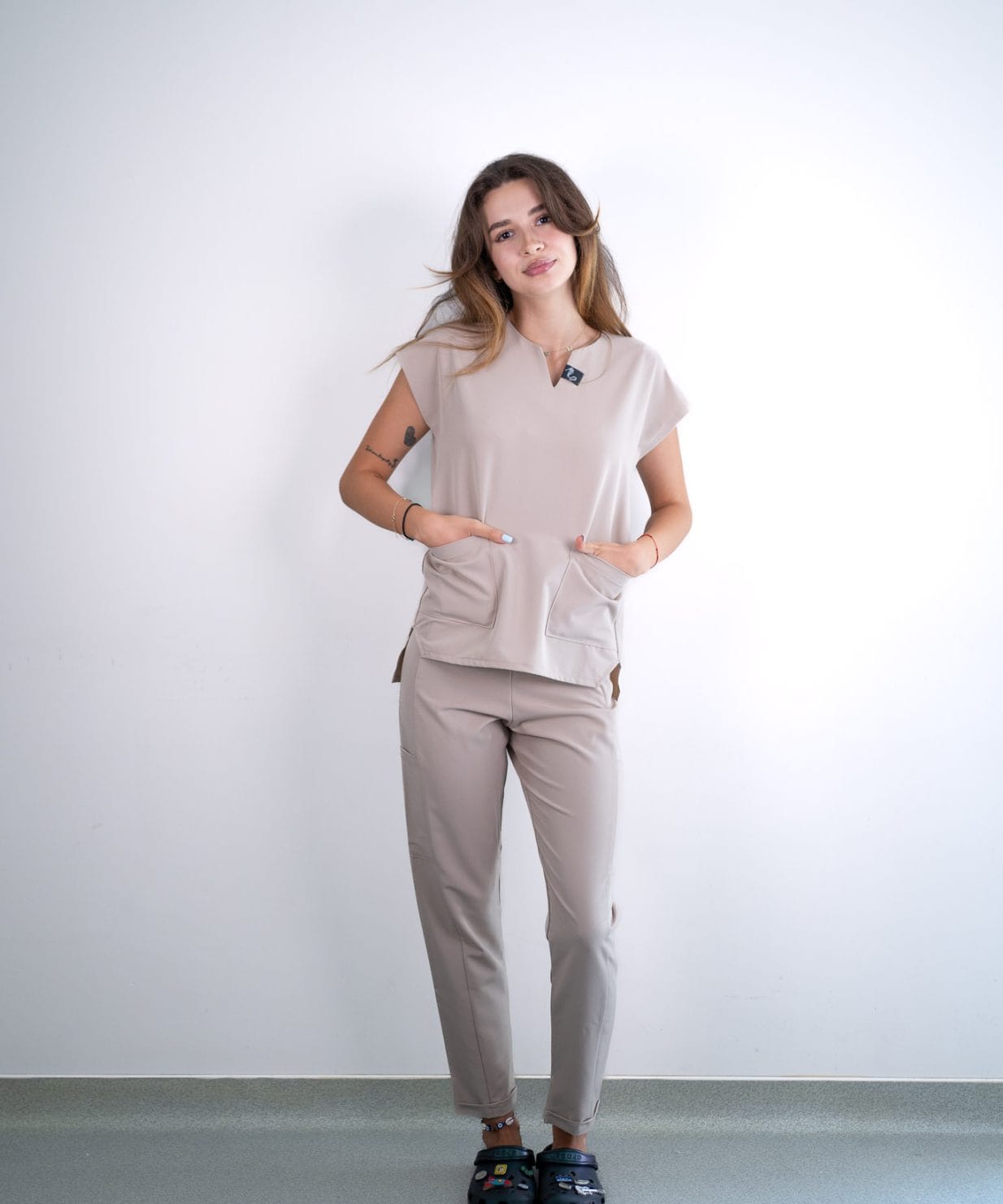 Costum medical Latte 15 Costum medical Latte 15