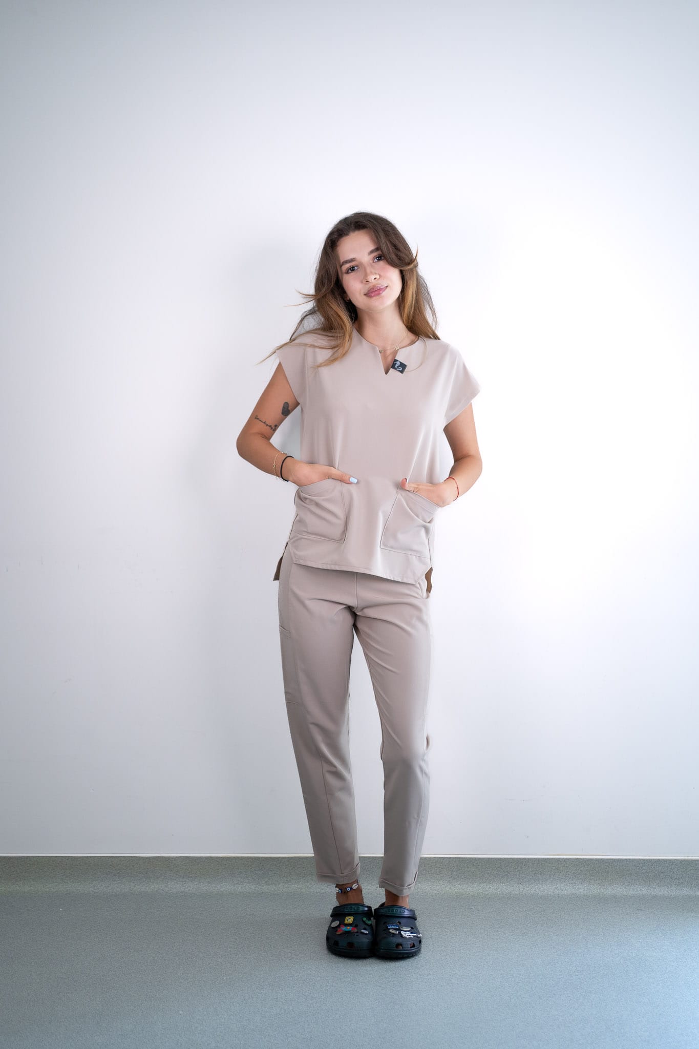 Costum medical Latte 15 Costum medical Latte 15