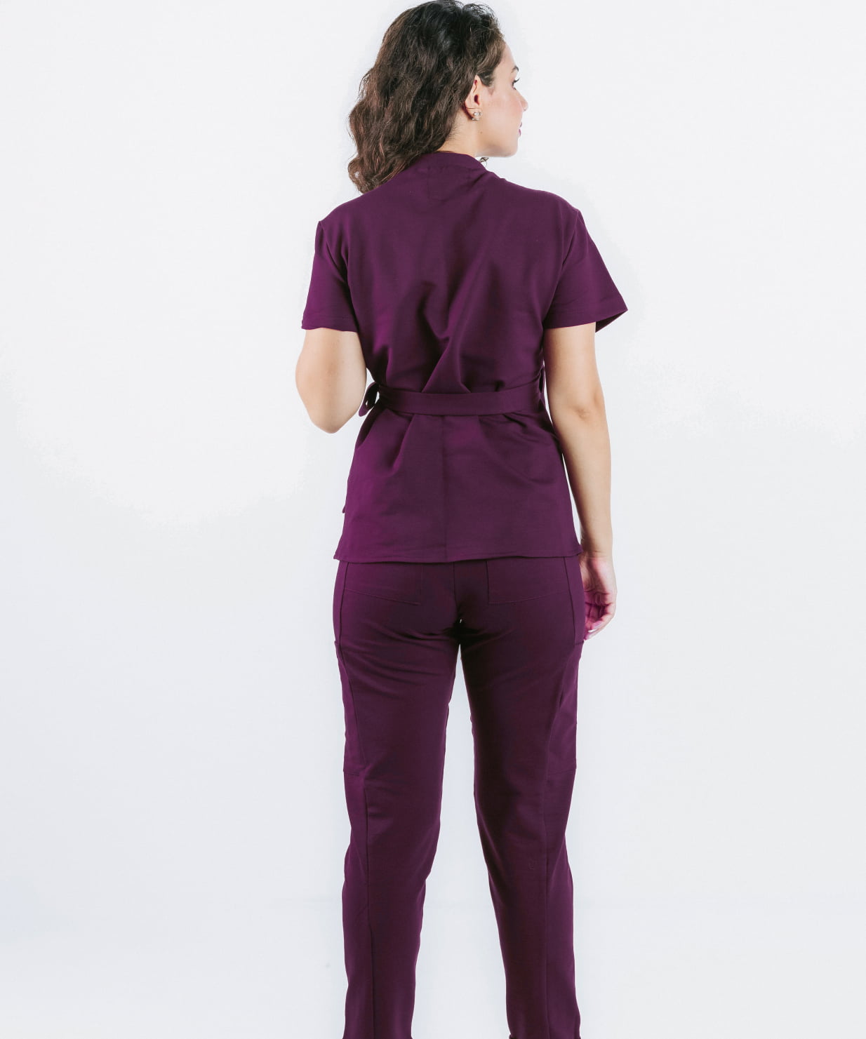 costum medical mov pruna femei uniforma medicala 17 costum medical mov pruna femei uniforma medicala 17