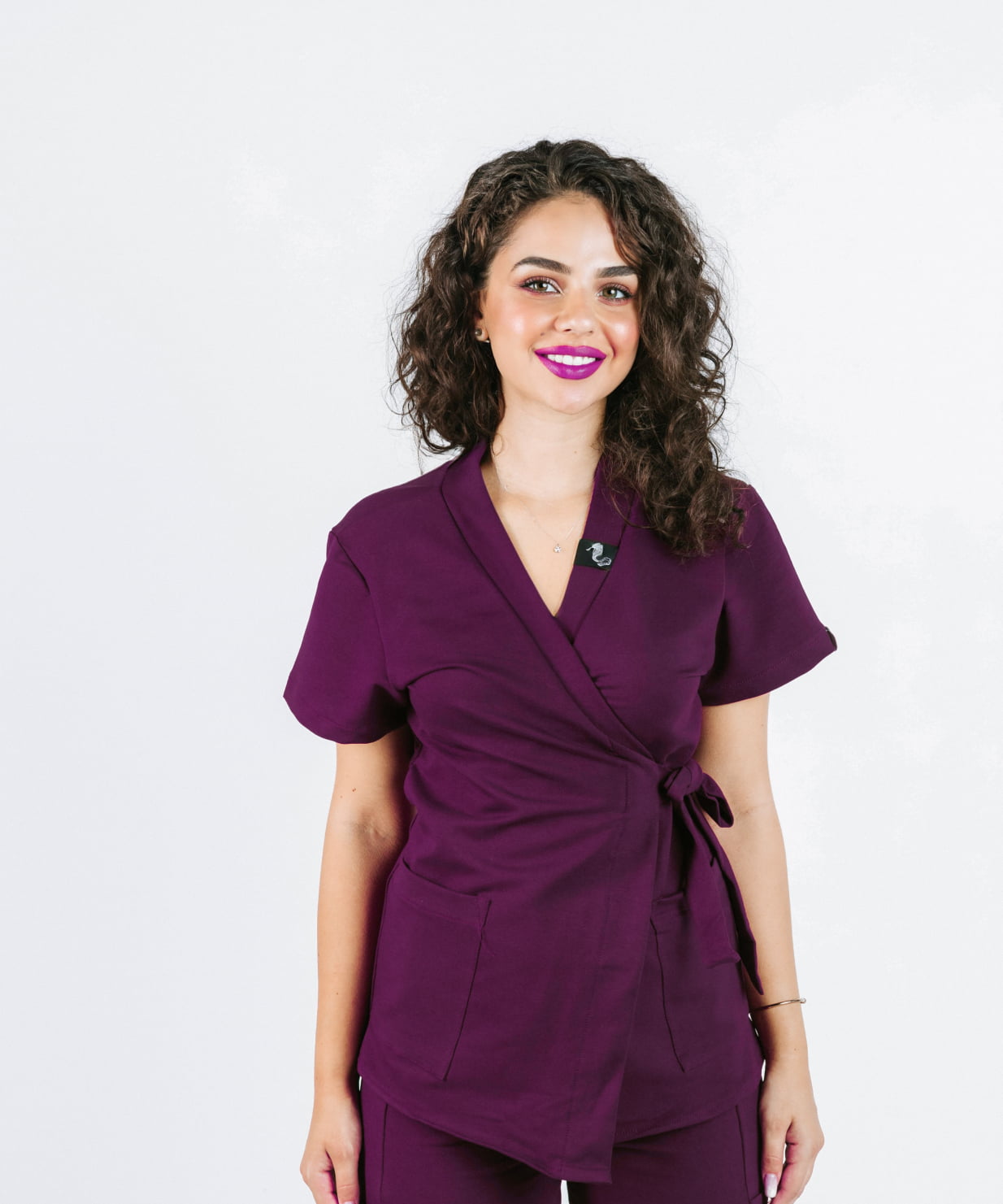 costum medical mov pruna femei uniforma medicala 3 costum medical mov pruna femei uniforma medicala 3