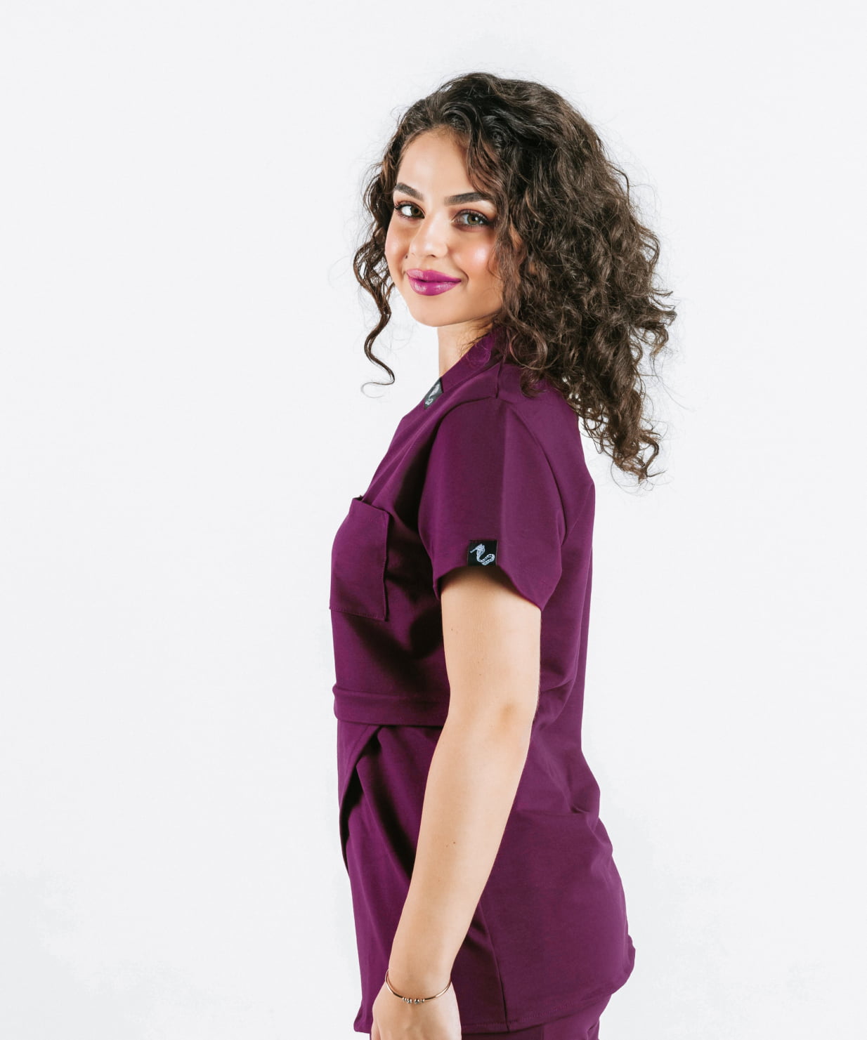 costum medical mov pruna femei uniforma medicala 7 costum medical mov pruna femei uniforma medicala 7