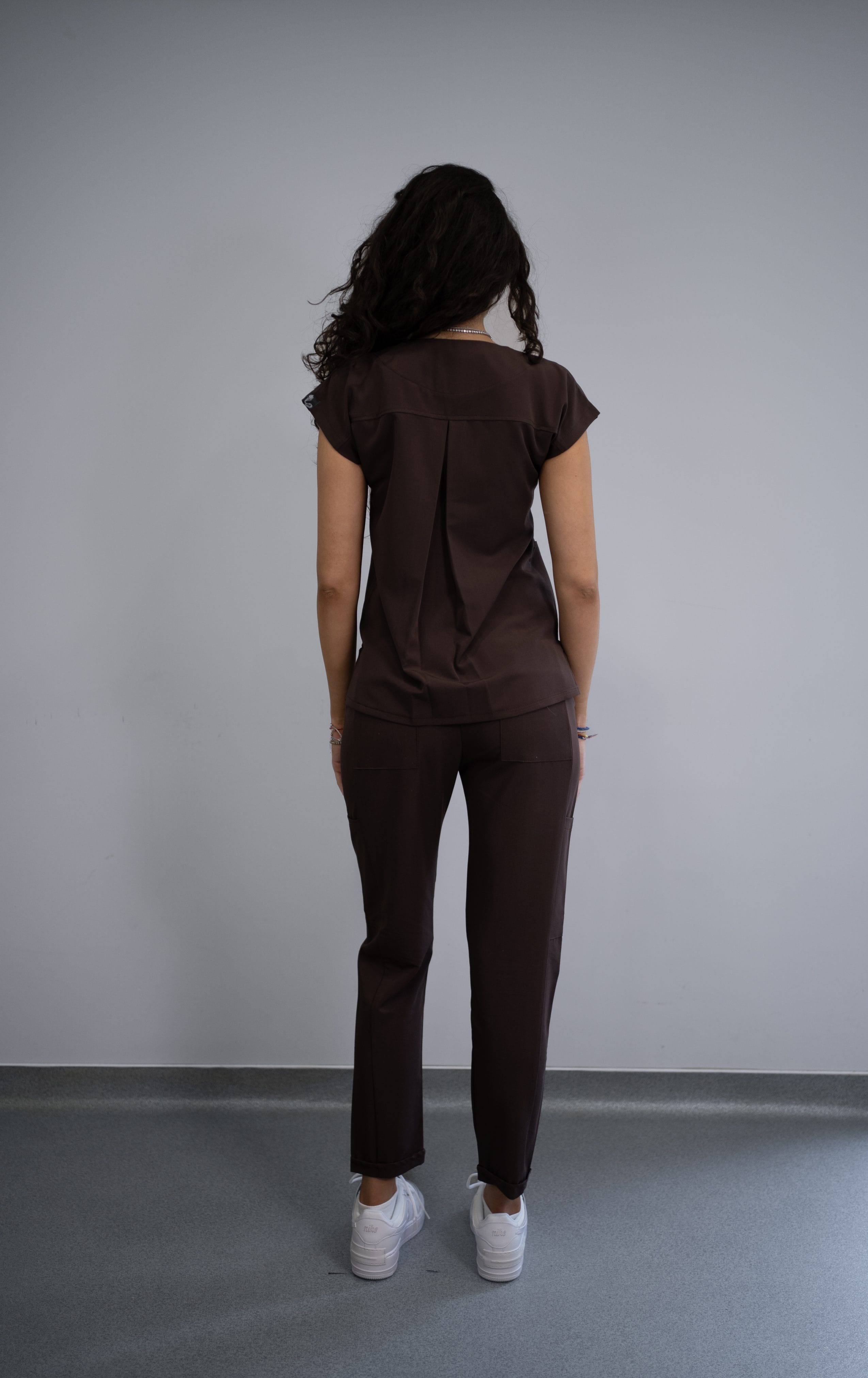 Costum medical nou choco uniforma medicala femei 12 scaled