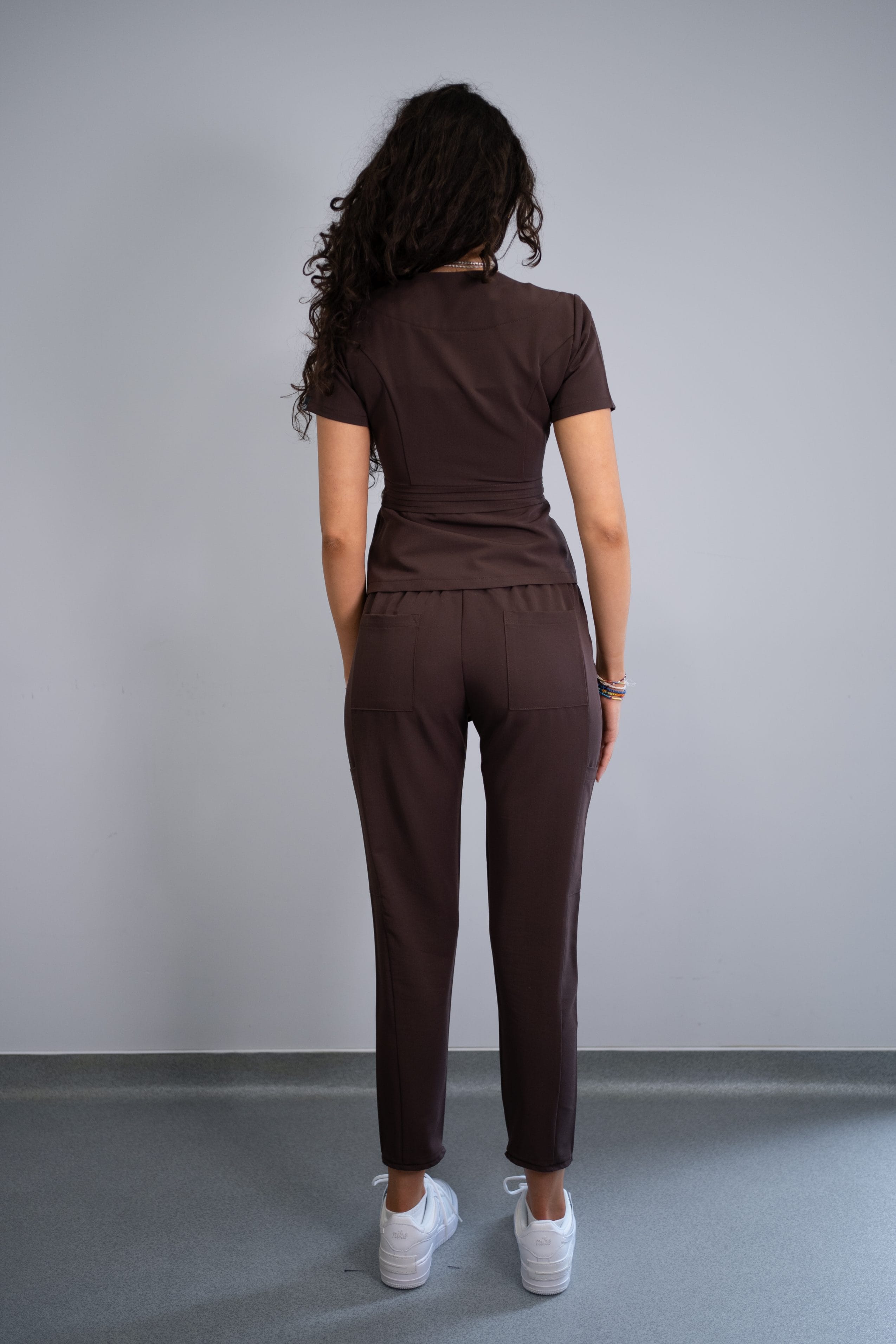 Costum medical nou choco uniforma medicala femei 15 4 scaled