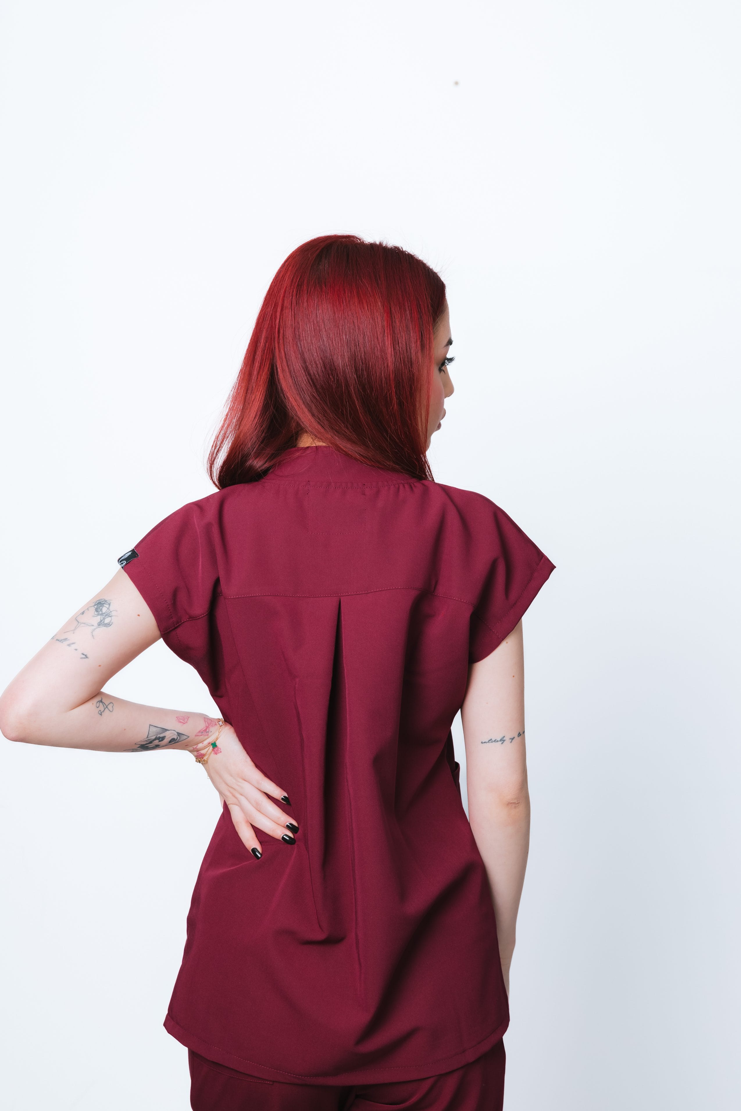 costum medical chilly uniforma medicala vascoza 11 scaled