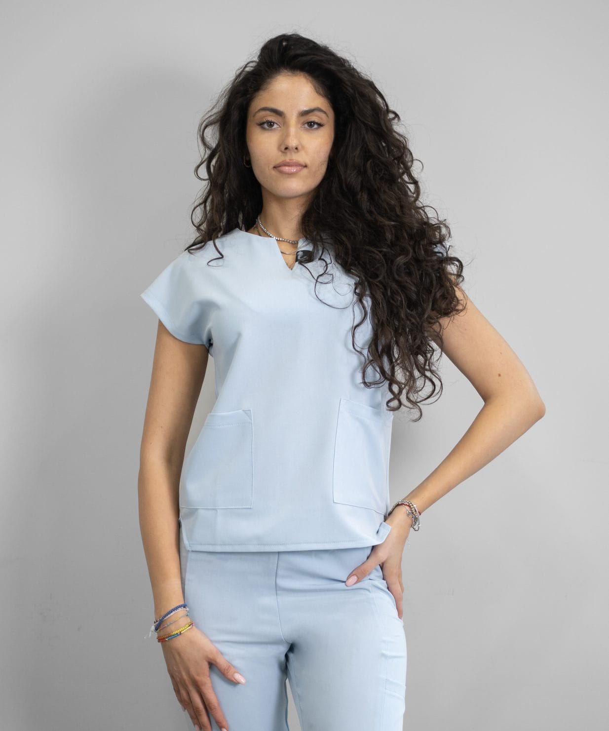 scrub medical Ice blue uniforma medicala bleo femei 1 scrub medical Ice blue uniforma medicala bleo femei 1